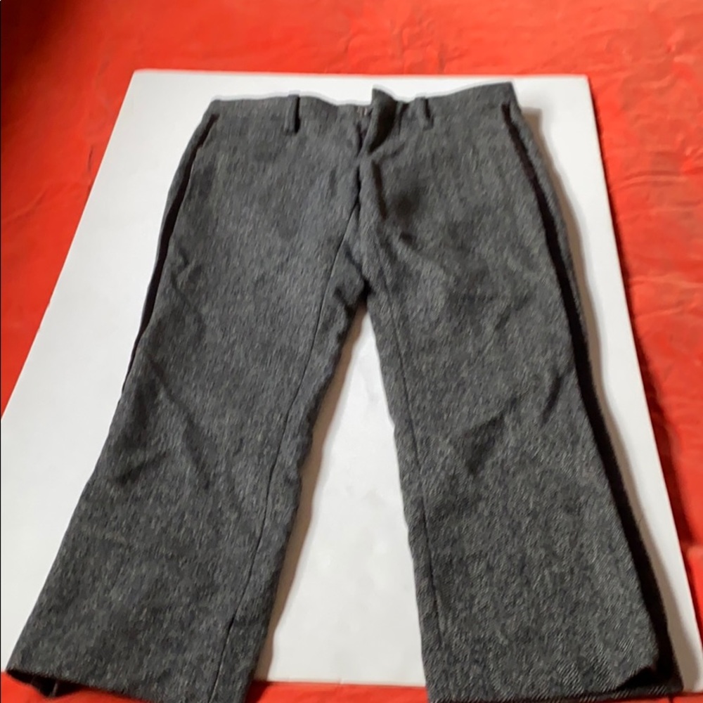 Cropped wool pants